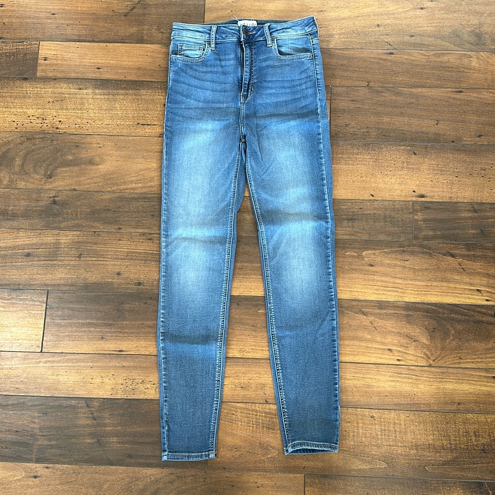 Skinny medium wash cello denim